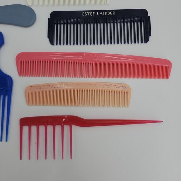 Lot Of 12 Plastic Vintage Hair Detangling Combs & Picks - Goody Esteè Lauder - Picture 2 of 5